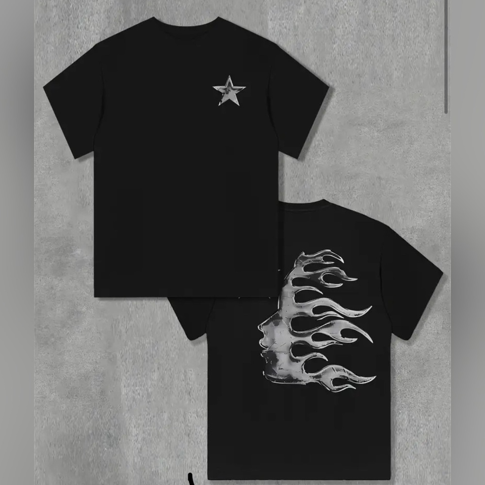 Black graphic t shirt with great quality and in great condition new